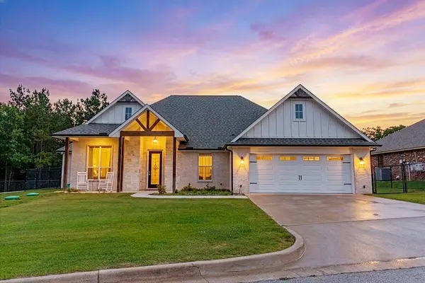 24058 Sun Ridge Road, Lindale, TX 75771
