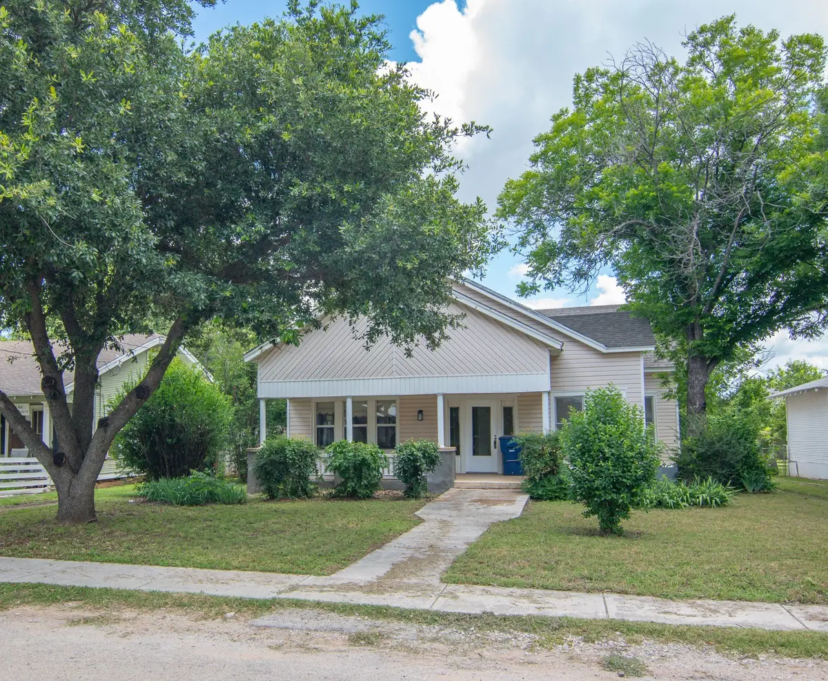 1512 Vincent Street, Brownwood, TX 76801 - #1