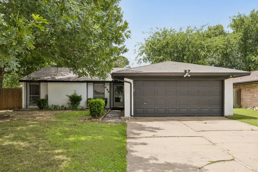 434 Stonehenge Drive, Arlington, TX 76014 - #2