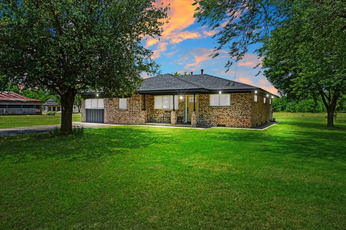 4938 County Road 4410, Commerce, TX 75428 - #1