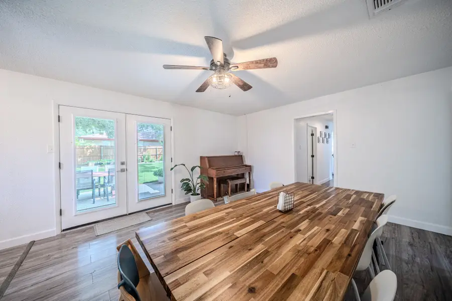605 28th Avenue, Mineral Wells, TX 76067 - #3