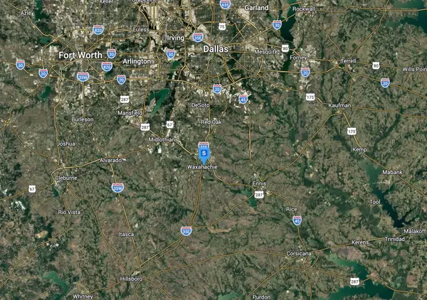 418 Dr Martin Luther King Jr Boulevard, Waxahachie, TX 75165