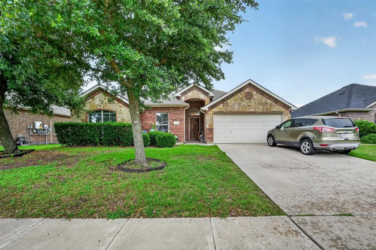 212 Ghost Rider Road, Waxahachie, TX 75165 - #1