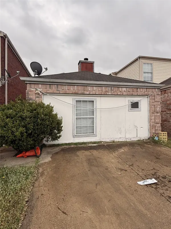 916 Fairbanks Circle, Duncanville, TX 75137