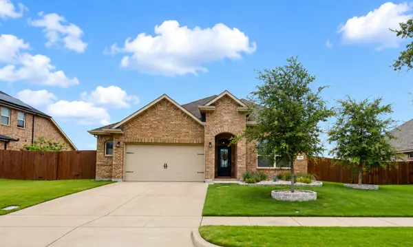 1624 Omaha Drive, Granbury, TX 76049