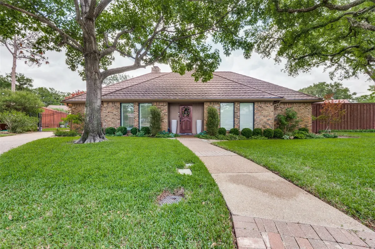 2405 Bluffview Court, Arlington, TX 76011 - #1