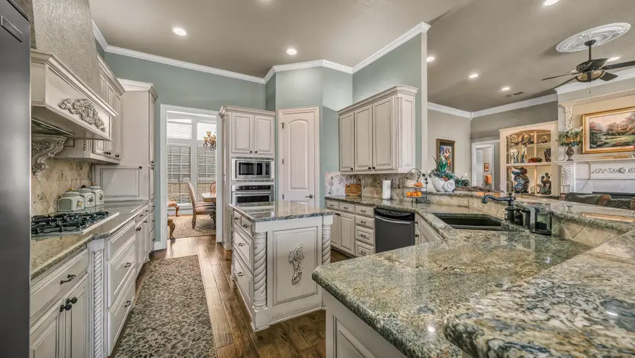 115 Autumn Springs Court, Weatherford, TX 76087 - #3