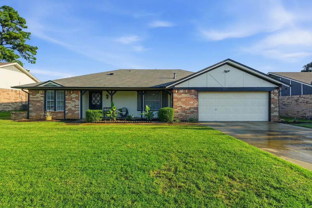 8516 Crestview Drive, North Richland Hills, TX 76182 - #1