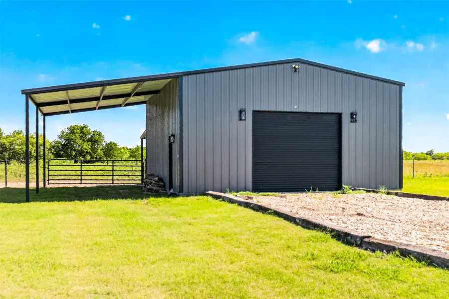 1019 Vaughan Lane, Tioga, TX 76271 - #2