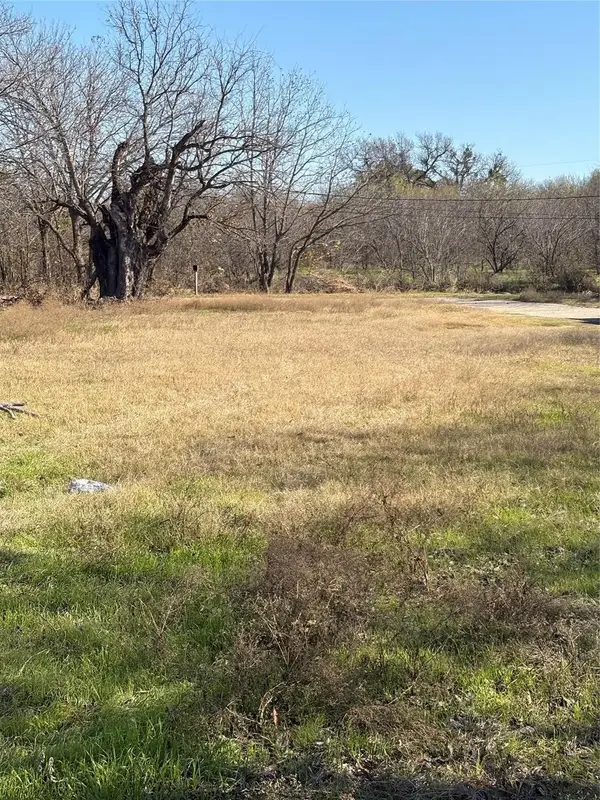 1007 2nd Avenue Se, Mineral Wells, TX 76067