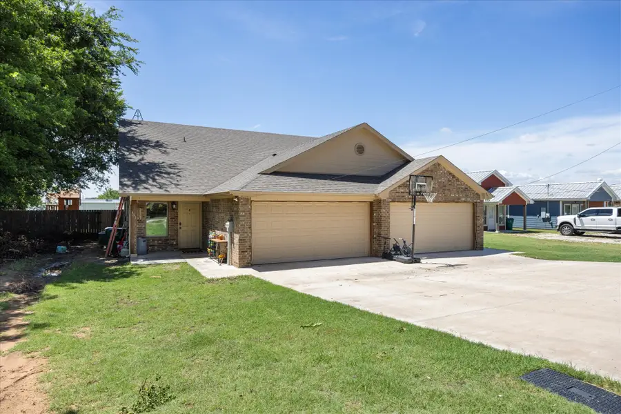 403 W 5th Street, Tolar, TX 76476 - #3