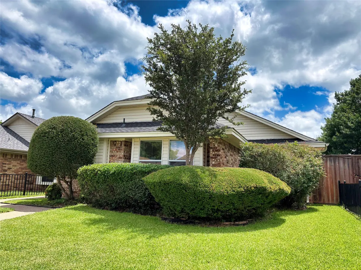 320 Crooked Lane, Mesquite, TX 75149 - #1