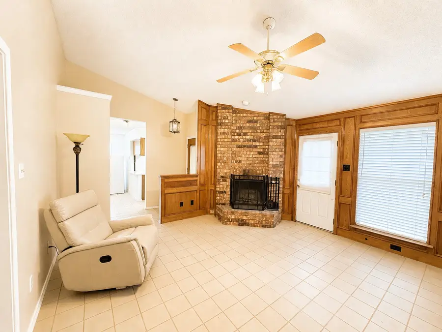 320 Crooked Lane, Mesquite, TX 75149 - #3