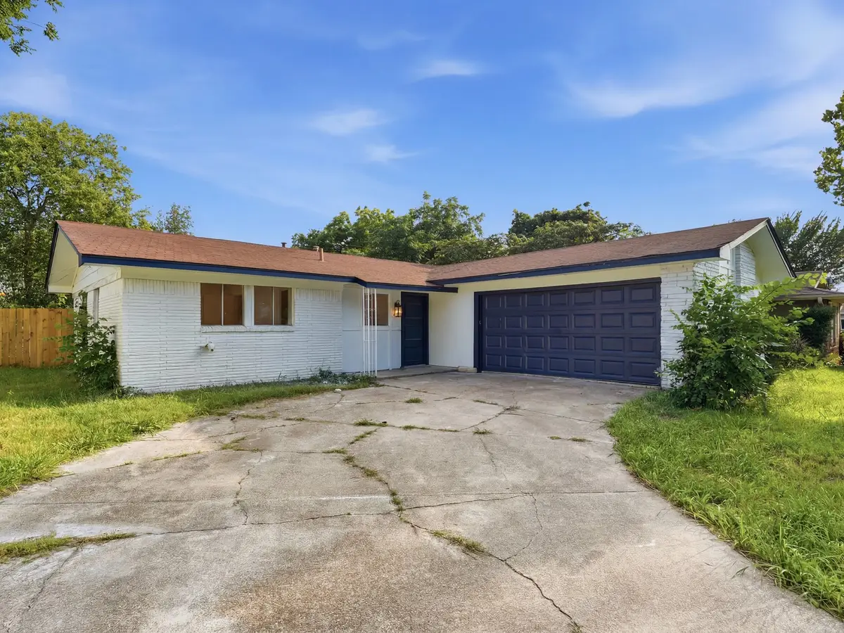 4649 South Drive W, Fort Worth, TX 76132 - #1