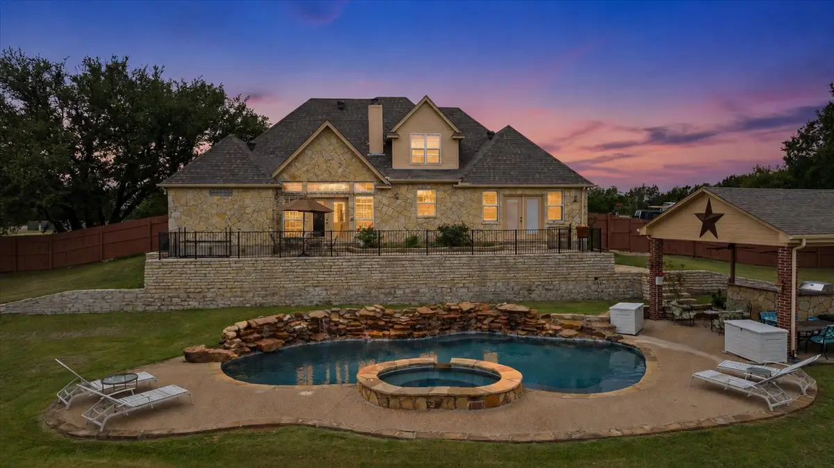 1704 Texas Drive, Glen Rose, TX 76043 - #1
