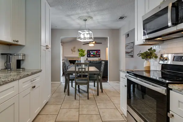 6713 Windwillow Drive, Fort Worth, TX 76137