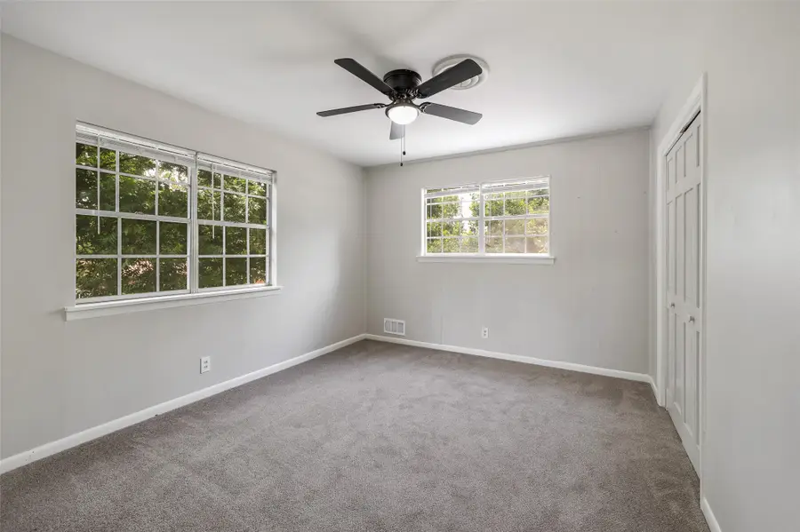 506 Melody Lane, Gainesville, TX 76240 - #2