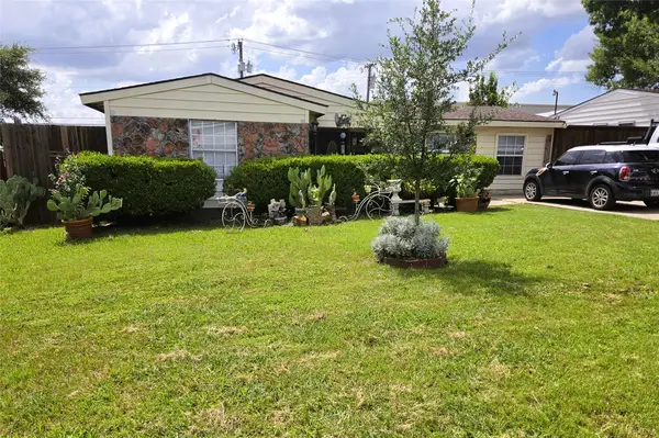 13973 Bee Street, Farmers Branch, TX 75234