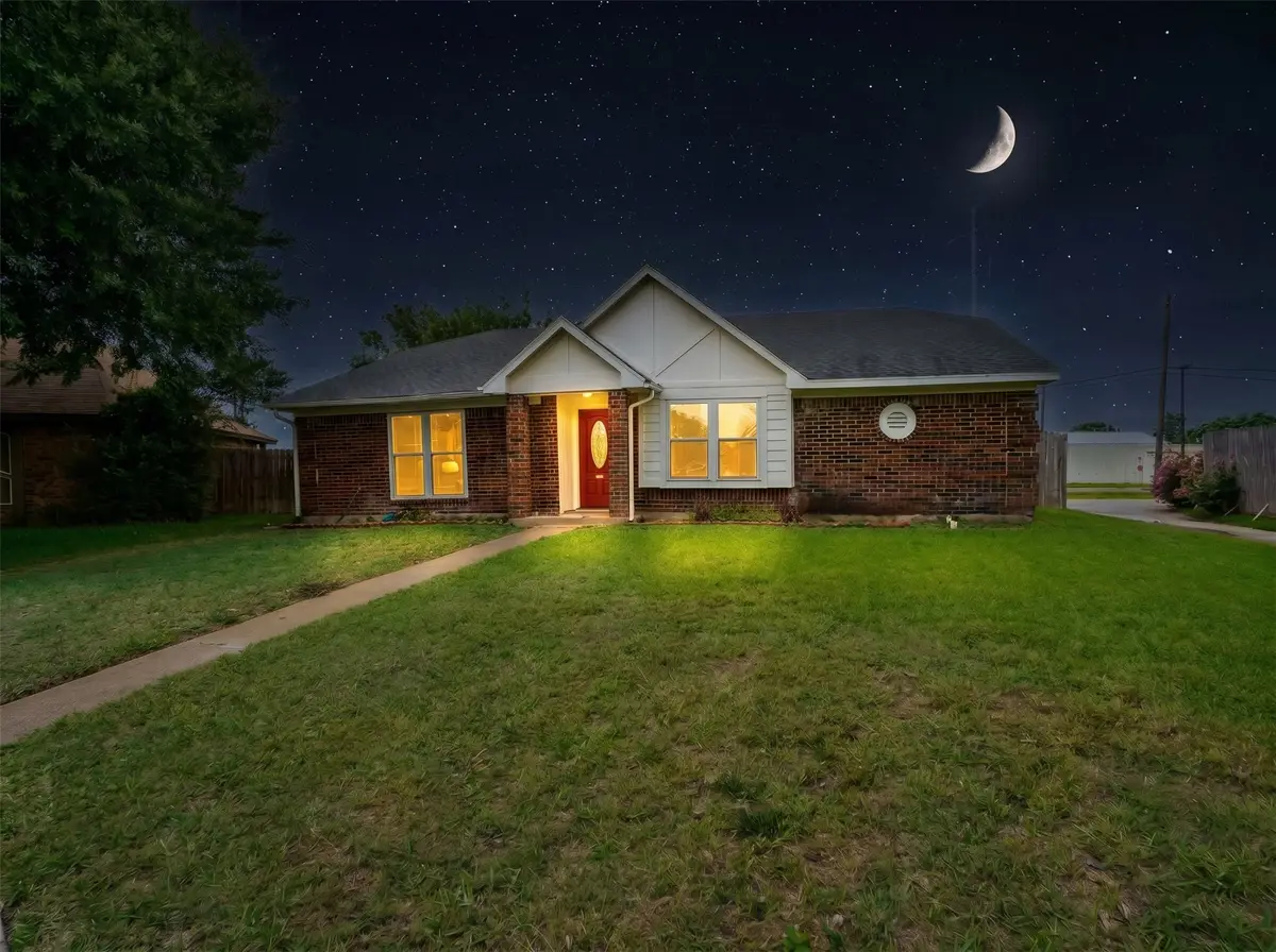 2534 Limestone Lane, Garland, TX 75040 - #1