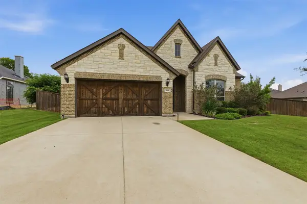 3801 Grove Valley Road, Midlothian, TX 76065