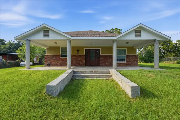 28008 W Oak Ridge Road, Kemp, TX 75143