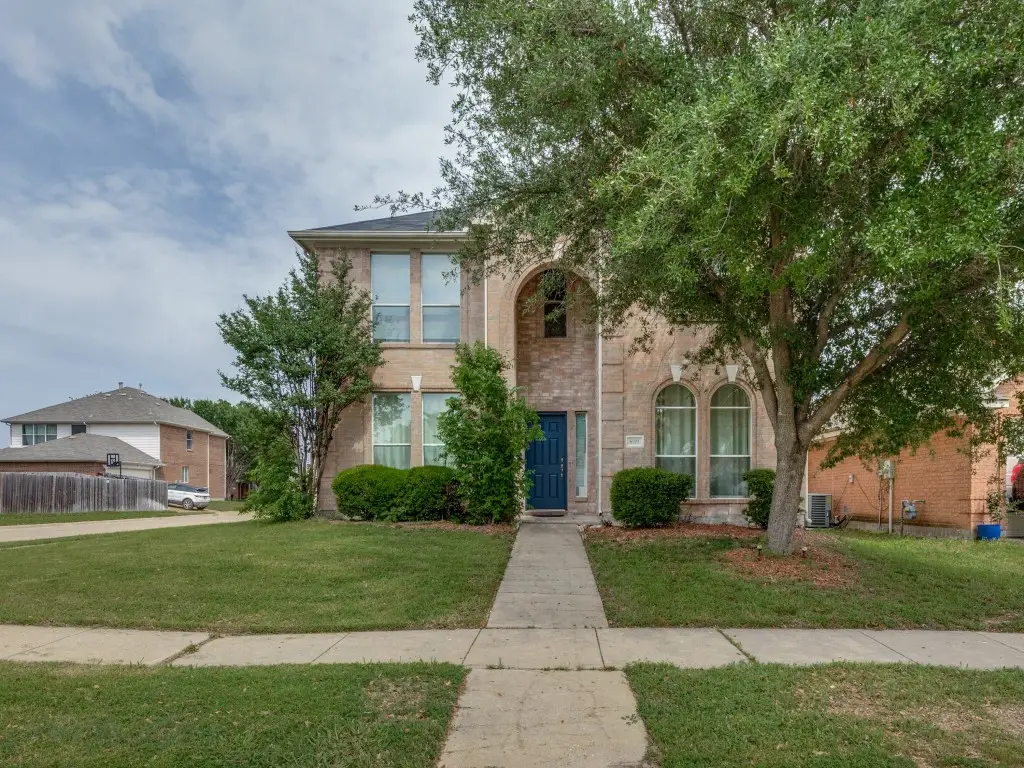 6701 Kinross Drive, Arlington, TX 76002 - #1