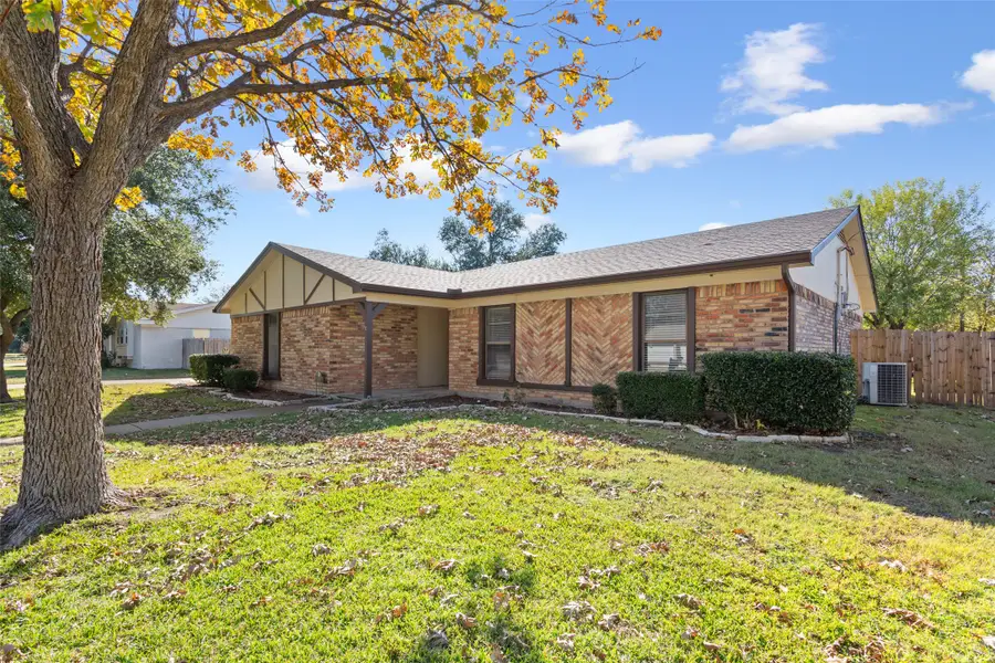 213 Bowie Lane, Hewitt, TX 76643 - #3