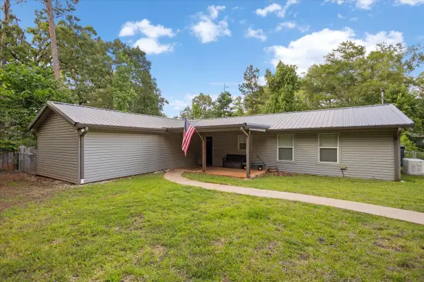 170 County Road 3136, Jacksonville, TX 75766