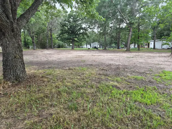 813 Crestway Drive, West Tawakoni, TX 75474