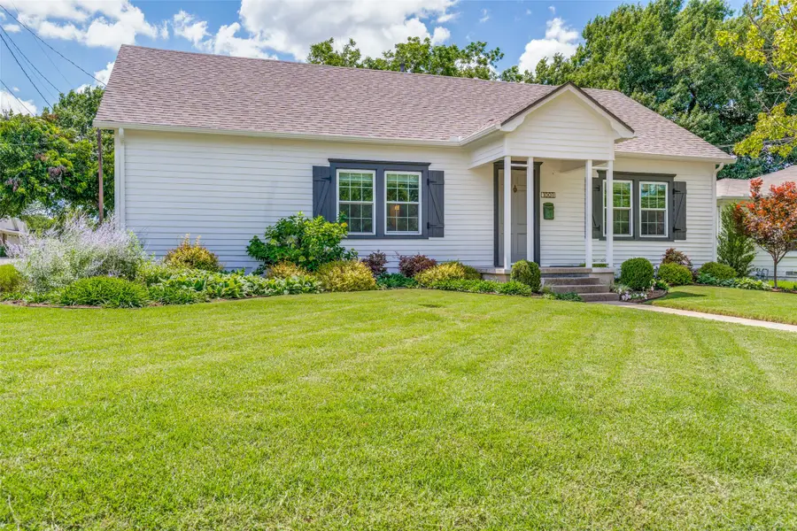 1001 N College Street, McKinney, TX 75069 - #2