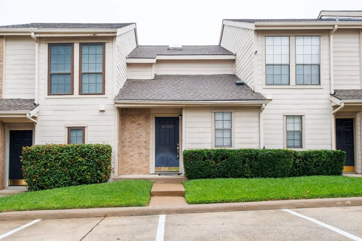 3635 Garden Brook Drive #21300, Farmers Branch, TX 75234 - #1