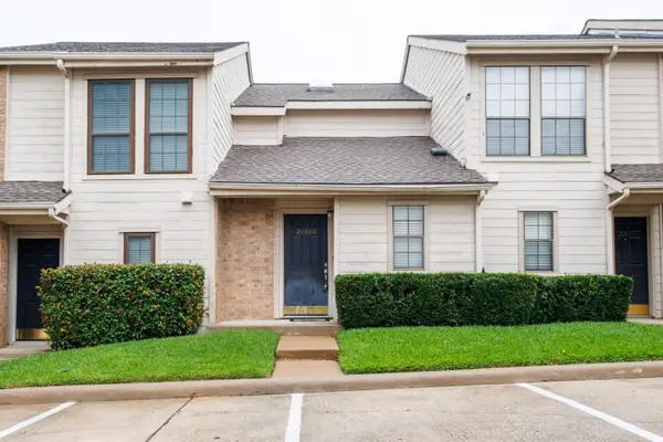 3635 Garden Brook Drive #21300, Farmers Branch, TX 75234