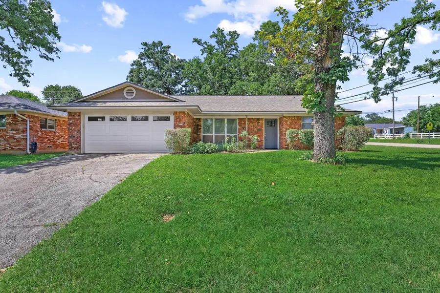 1301 Crestview Drive, Denison, TX 75020 - #2