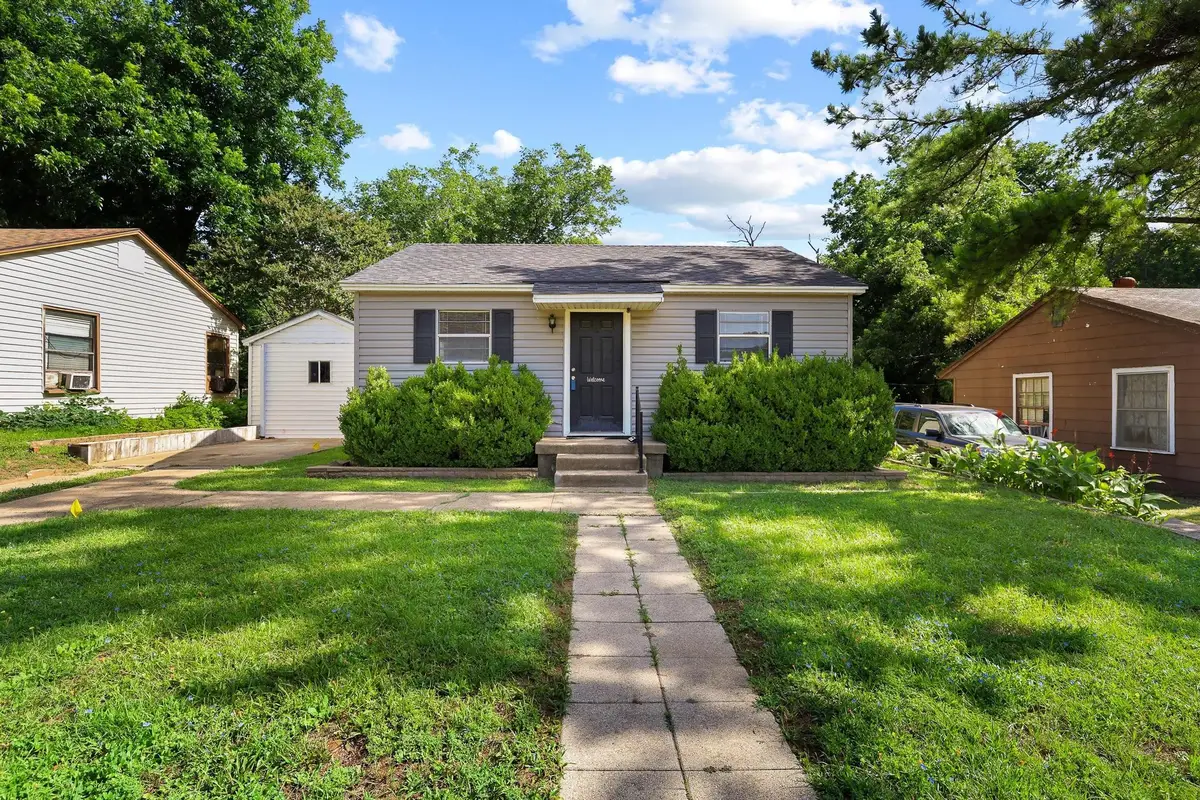 709 W Hanna Street, Denison, TX 75020 - #1