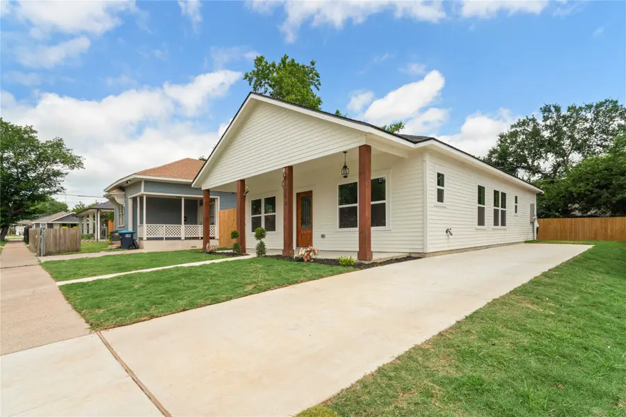 1015 Stella Street, Fort Worth, TX 76104 - #2