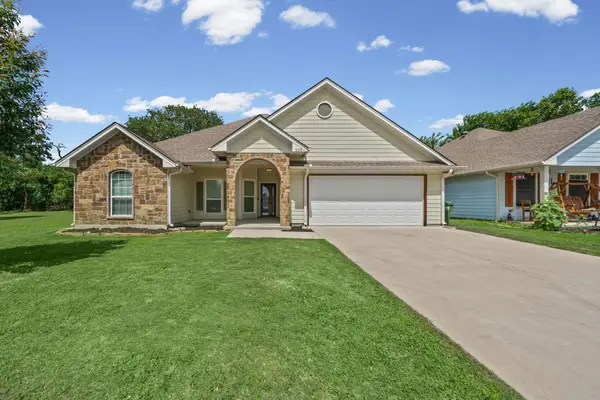 229 Firefly Drive, Springtown, TX 76082