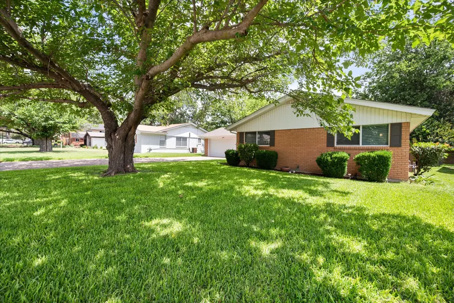 5609 Westcreek Drive, Fort Worth, TX 76133 - #2