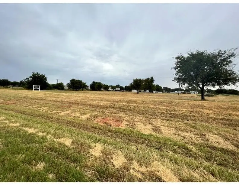 . S East Street, Seymour, TX 76380 - #1