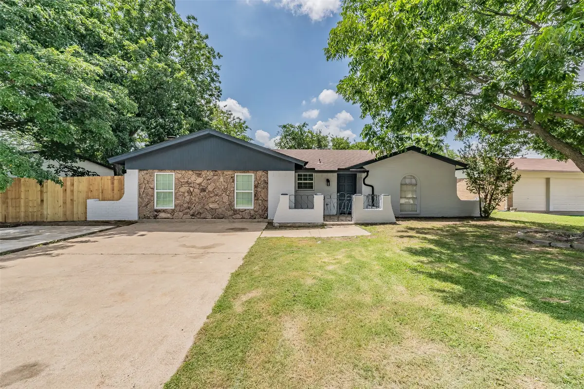6532 Moonglow Lane, Watauga, TX 76148 - #1