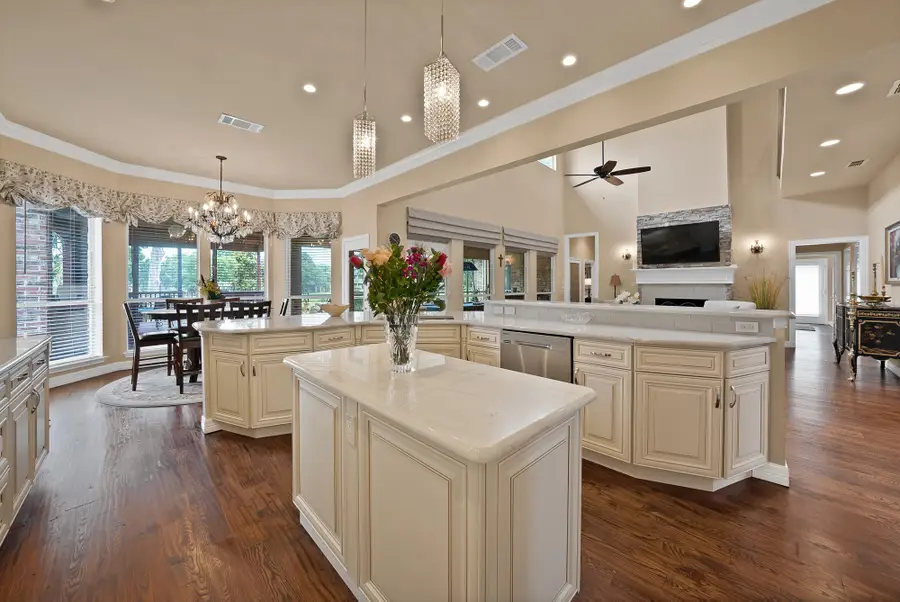 803 Riviera Drive, Mansfield, TX 76063 - #3