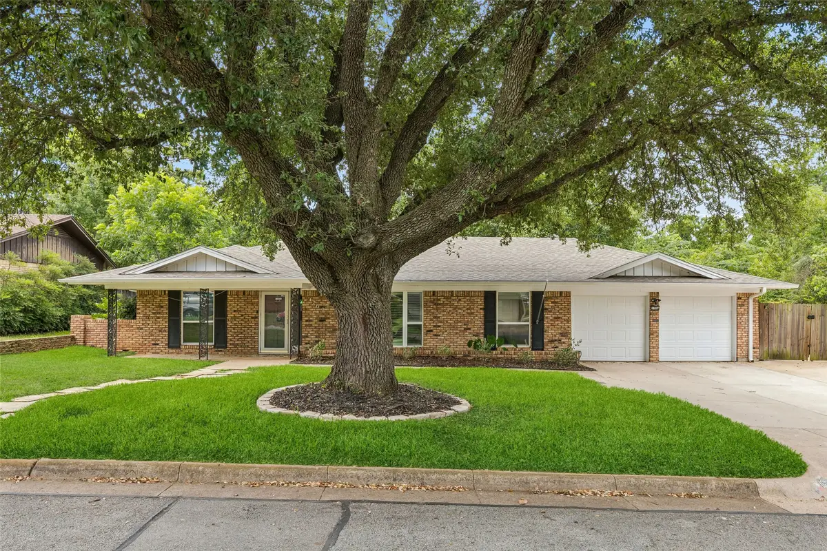 1706 Camellia Drive, Arlington, TX 76013 - #1