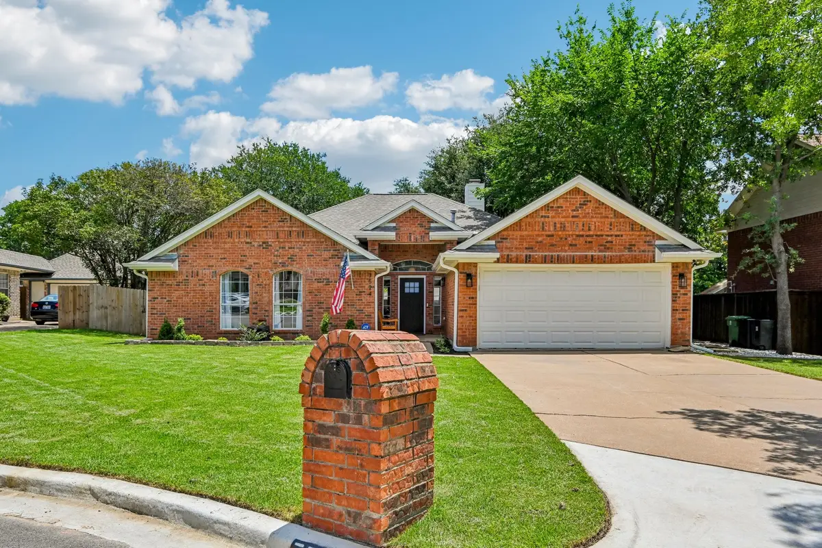 7524 Brentwood Court, North Richland Hills, TX 76182 - #1