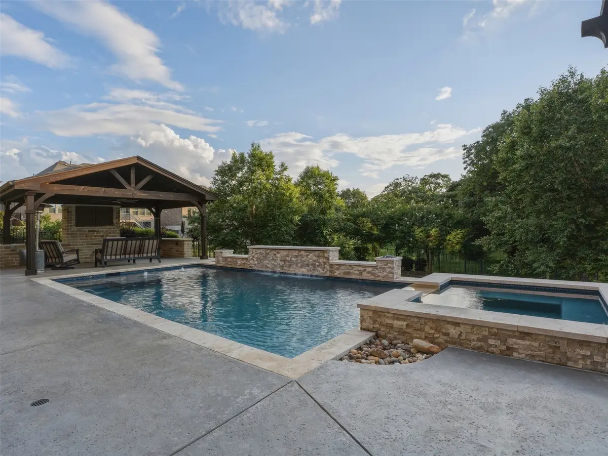 1221 Falcon Drive, Grapevine, TX 76051 - #1