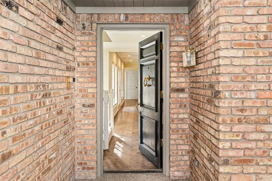 3 Royal Terrace Court, Dallas, TX 75225 - #2