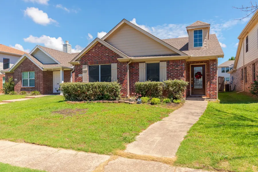 8833 Wayne Street, Cross Roads, TX 76227 - #2