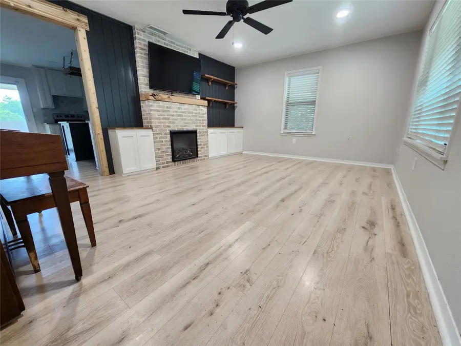 211 Betts Drive, Lindale, TX 75771 - #3