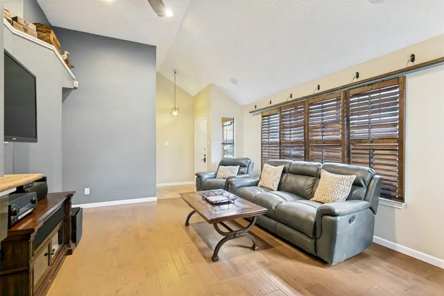 919 Boxwood Drive, Lewisville, TX 75067 - #2