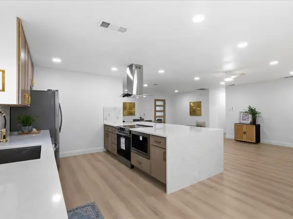 6 Collins Court, Richardson, TX 75081