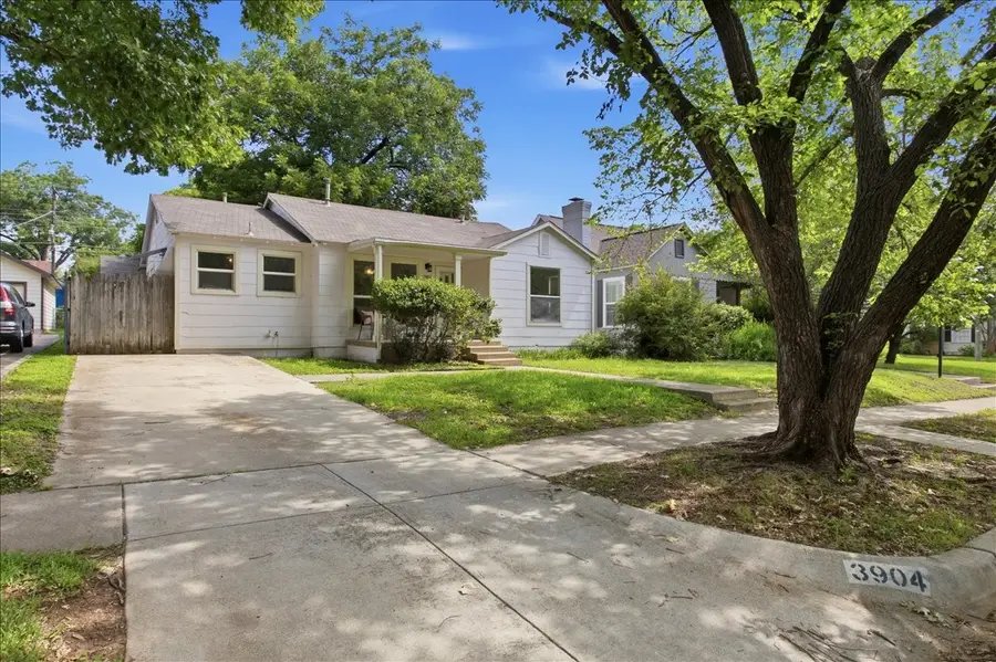 3904 El Campo Avenue, Fort Worth, TX 76107 - #3