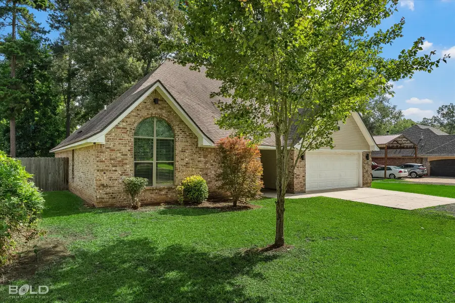 316 E Mckinley Avenue, Haughton, LA 71037 - #3